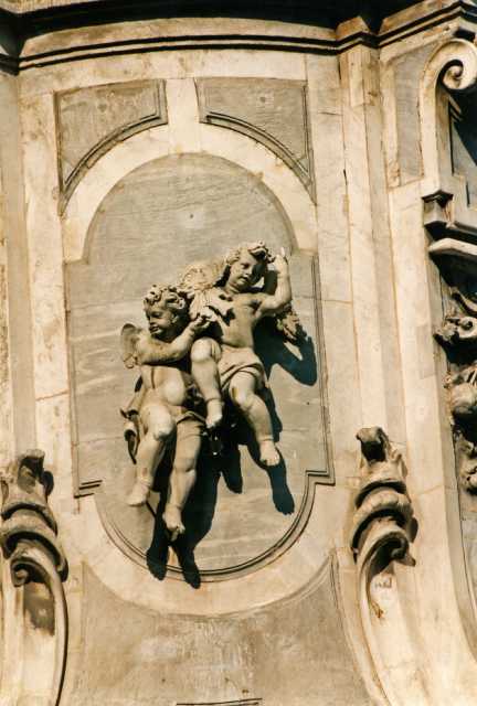 Tumidei, Stefano — Napoli. Guglia Immacolata. 1750 ca. Fr. Pagano - Bottiglieri. Piazza Gesù Nuovo — particolare